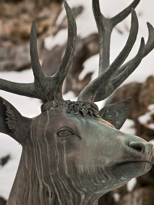 “il Cervo simbolico” presso il Santuario N.S. di Lourdes a Forno di Coazze